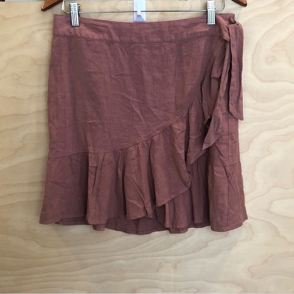 Free People Dresses & Skirts - Free People Ruffle Wrap Mini Skirt Size 10